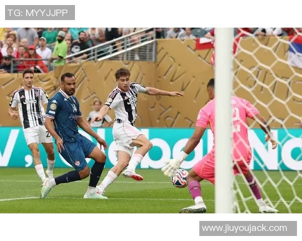 伊尔迪兹与莱切对决创意甲赛季新纪录三项关键数据引关注