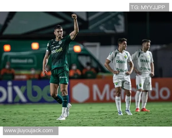 若日尼奥：巴甲冠军归功于全体成员团队凝聚力至关重要