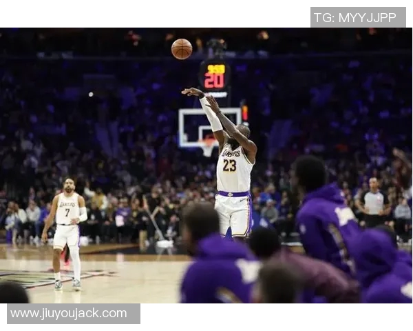 雷迪克称赞湖人拼搏精神尽管上半场被绿军三分压制